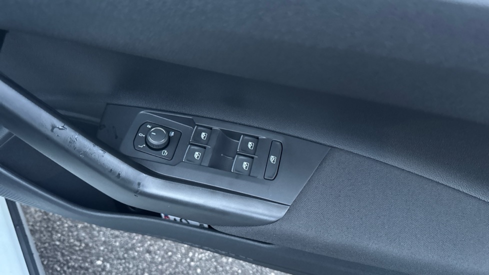 Used Volkswagen Taigo 2025 for sale - 77087521: Photo 39