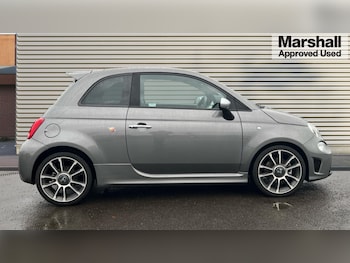 Used Abarth 595 2022 for sale - 76717365: Photo