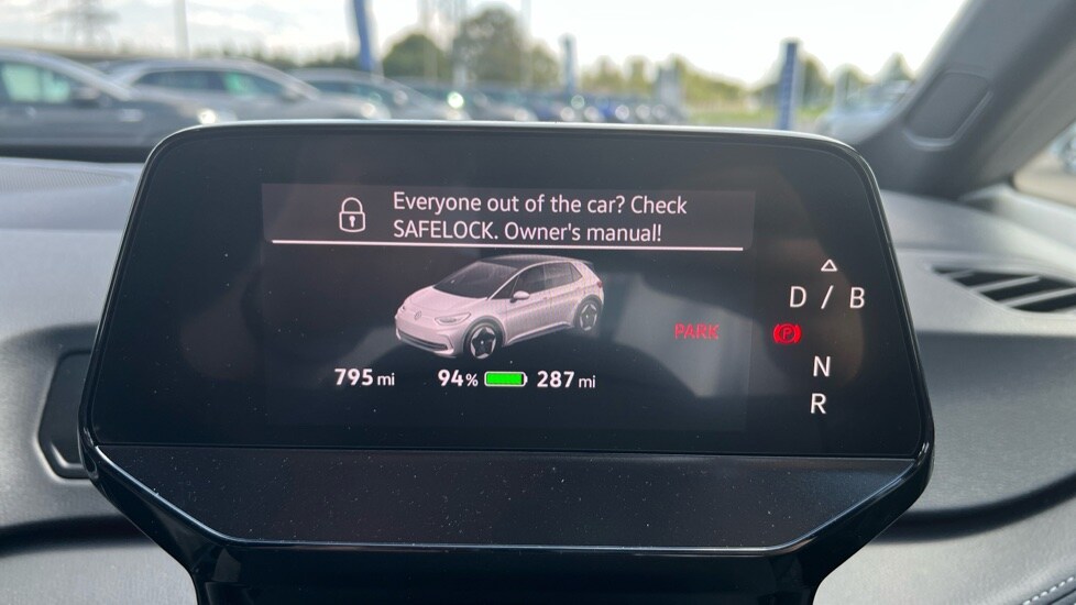 Used Volkswagen ID.3 2025 for sale - 75910459: Photo 14