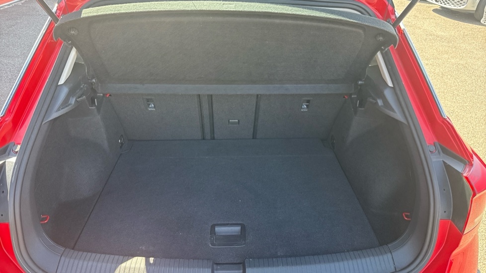 Used Volkswagen T-Roc 2019 for sale - 76796527: Photo 16