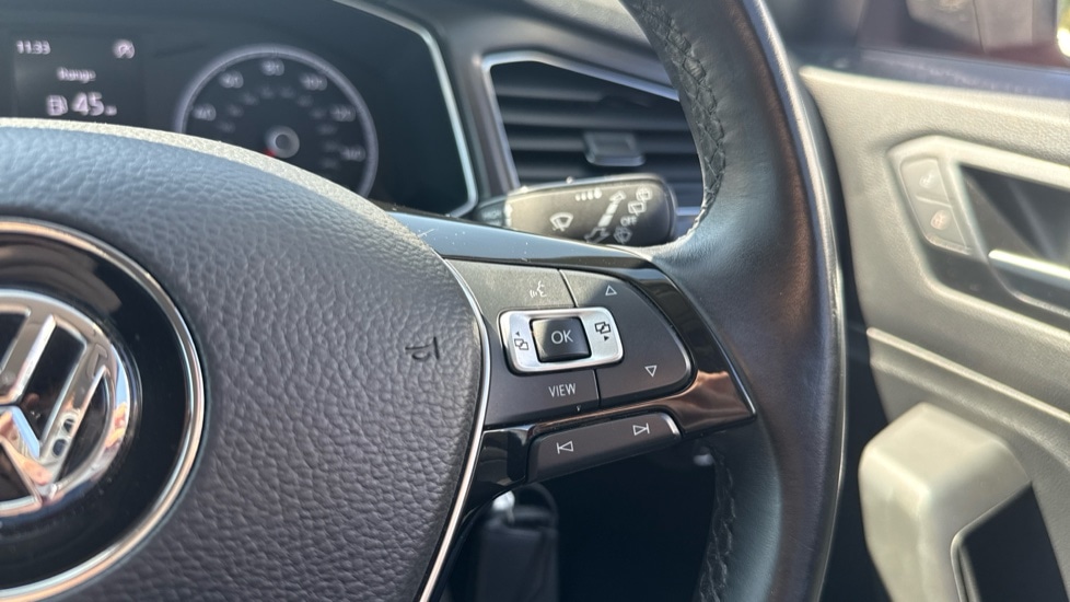 Used Volkswagen T-Roc 2019 for sale - 76796527: Photo 26