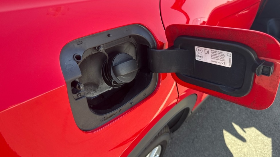 Used Volkswagen T-Roc 2019 for sale - 76796527: Photo 43