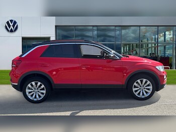 Used Volkswagen T-Roc 2019 for sale - 76796527: Photo