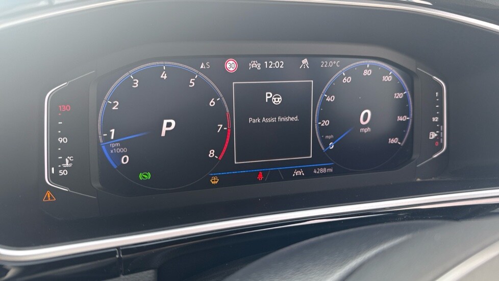 Used Volkswagen T-Roc 2025 for sale - 76796438: Photo 41