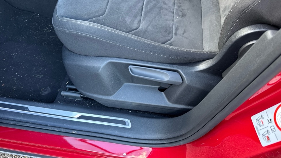 Used Volkswagen Tiguan 2022 for sale - 76452184: Photo 31