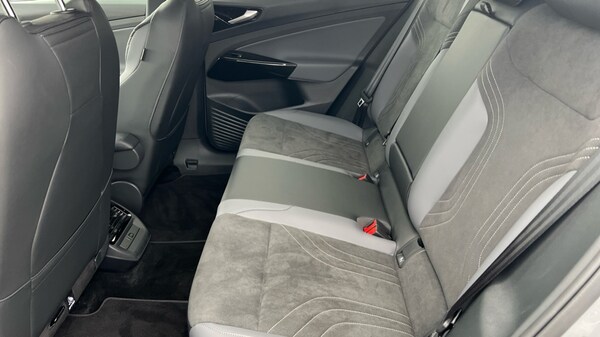 Used Volkswagen ID.4 2024 for sale - 75652800: Photo 15