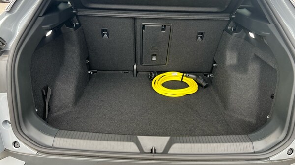 Used Volkswagen ID.4 2024 for sale - 75652800: Photo 16