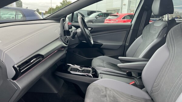 Used Volkswagen ID.4 2024 for sale - 75652800: Photo 28