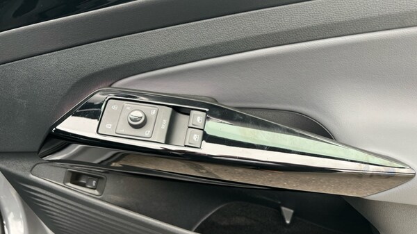 Used Volkswagen ID.4 2024 for sale - 75652800: Photo 37