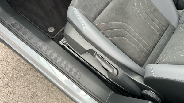 Used Volkswagen ID.4 2024 for sale - 75652800: Photo 40