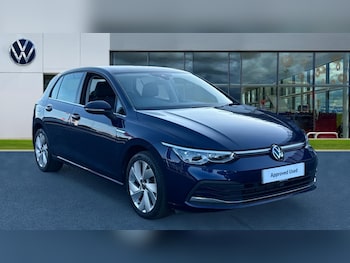 Volkswagen - Golf