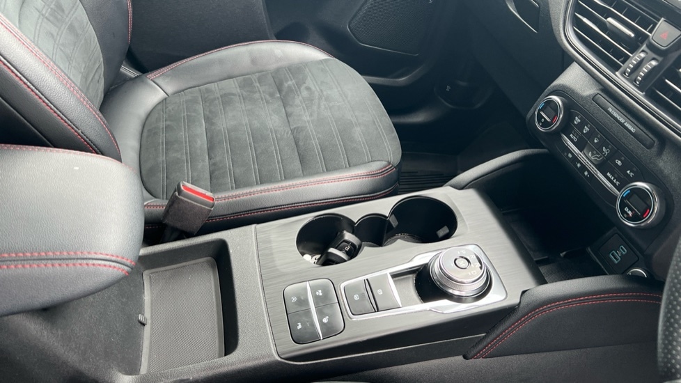 Used Ford Kuga 2020 for sale - 75943318: Photo 28