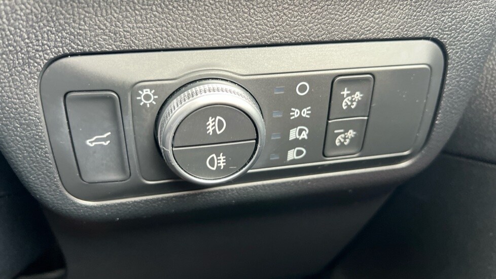 Used Ford Kuga 2020 for sale - 75943318: Photo 41