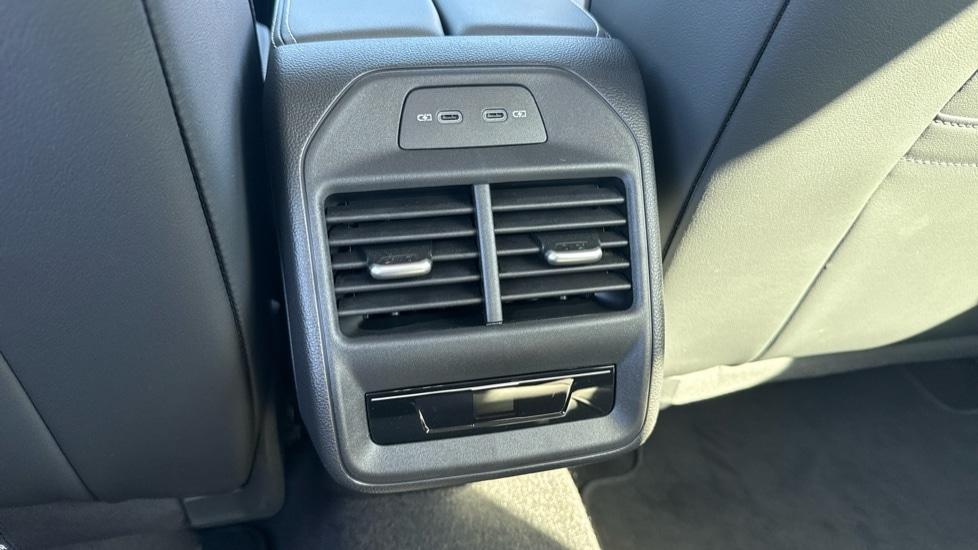 Used Volkswagen Passat 2025 for sale - 76130438: Photo 33