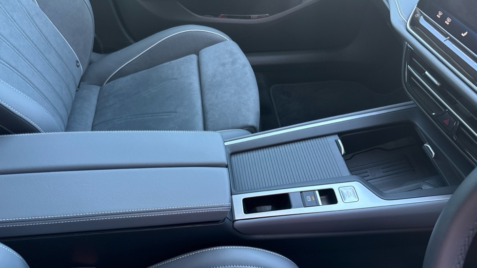 Used Volkswagen Passat 2025 for sale - 76130438: Photo 34
