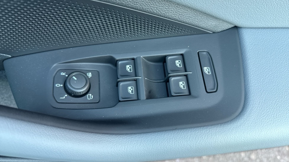 Used Volkswagen Passat 2025 for sale - 76130438: Photo 47