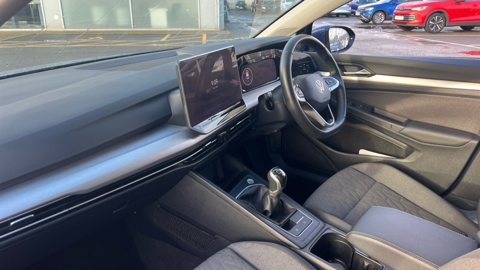 Used Volkswagen Golf 2024 for sale - 76796222: Photo 2