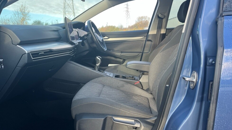 Used Volkswagen Golf 2024 for sale - 76796222: Photo 28