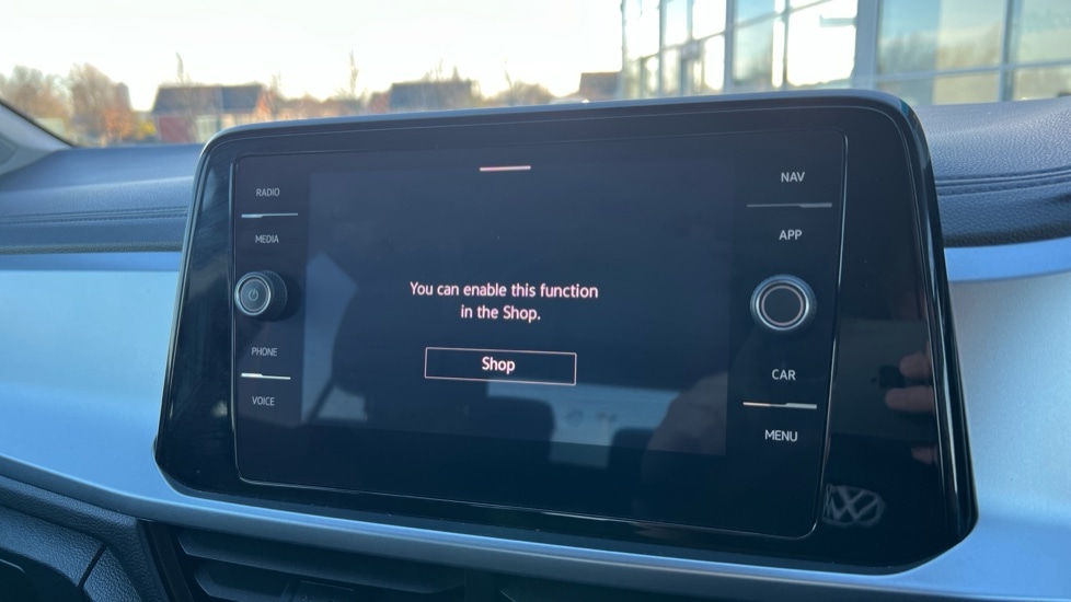 Used Volkswagen T-Roc 2024 for sale - 76660792: Photo 21