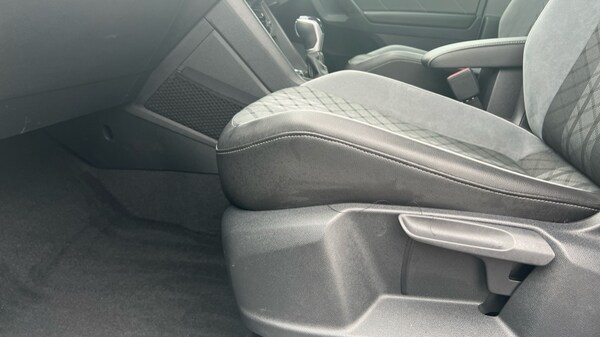 Used Volkswagen Tiguan 2021 for sale - 75565378: Photo 39