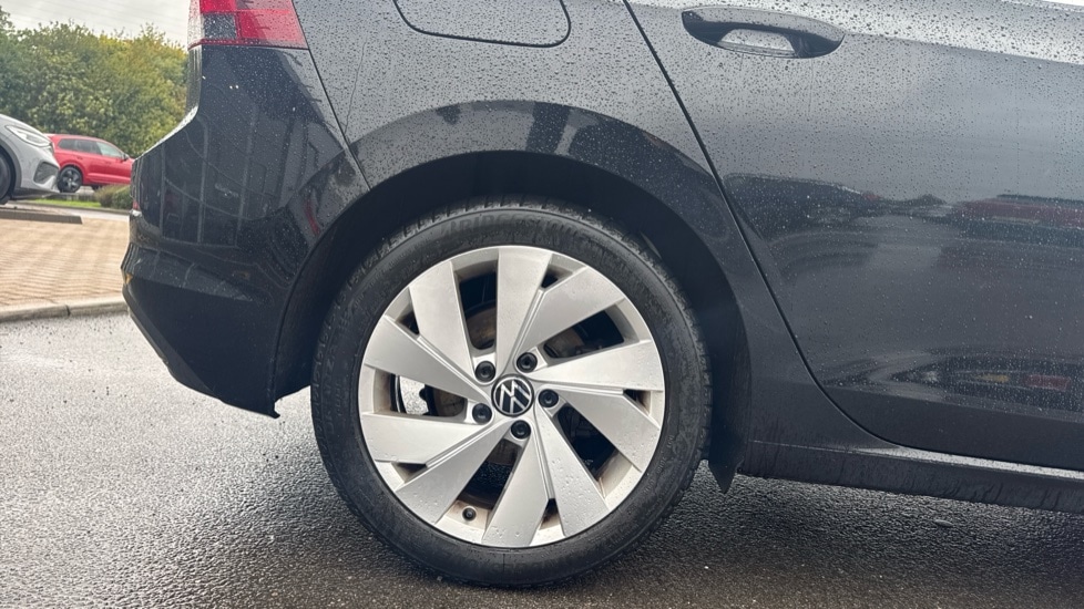 Used Volkswagen Golf 2020 for sale - 76575005: Photo 5