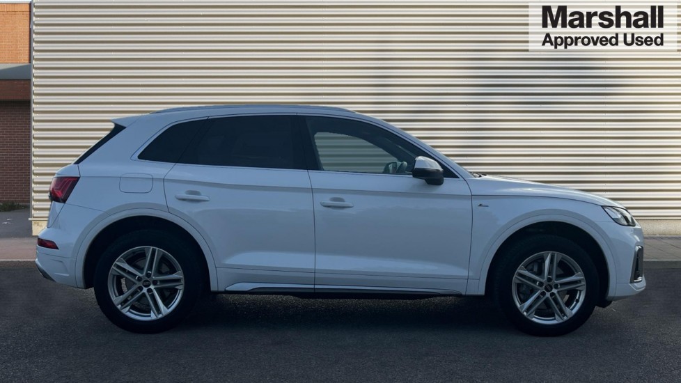 Used Audi Q5 2023 for sale - 77047510: Photo 2