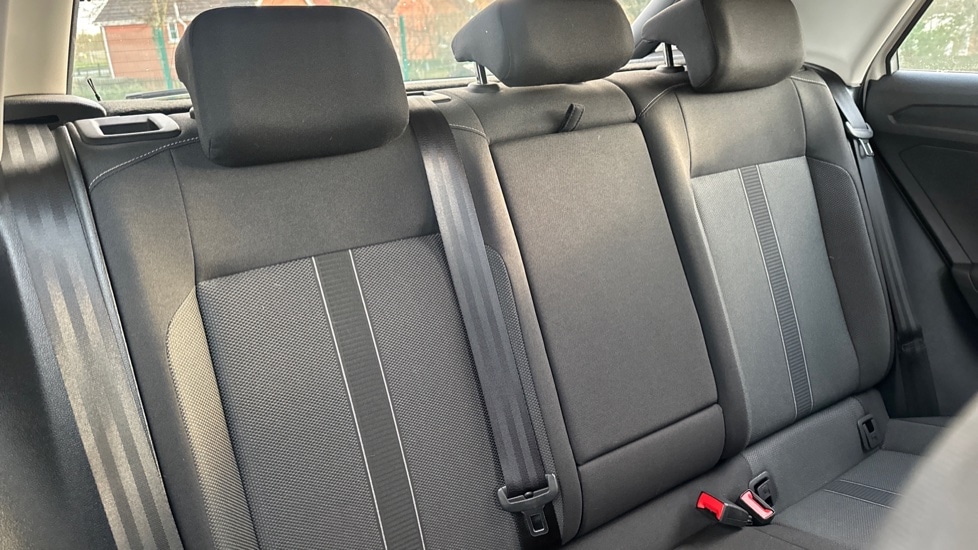 Used Volkswagen T-Roc 2024 for sale - 76660808: Photo 15