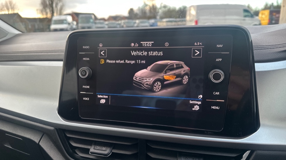 Used Volkswagen T-Roc 2024 for sale - 76660808: Photo 23