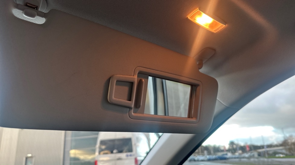 Used Volkswagen T-Roc 2024 for sale - 76660808: Photo 43