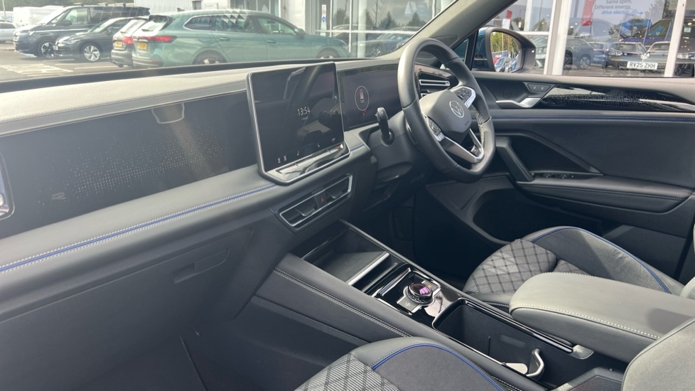 Used Volkswagen Tiguan 2025 for sale - 75902140: Photo 2