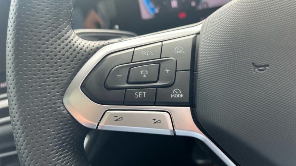 Used Volkswagen Tiguan 2025 for sale - 75902140: Photo 31