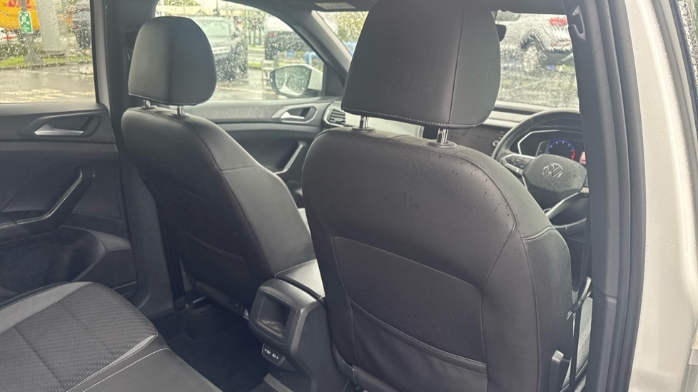 Used Volkswagen T-Cross 2022 for sale - 76124657: Photo 40
