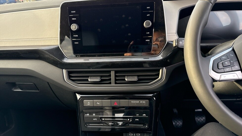 Used Volkswagen T-Cross 2025 for sale - 76328248: Photo 13