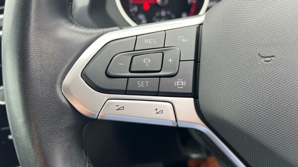 Used Volkswagen Tiguan 2022 for sale - 75652806: Photo 31