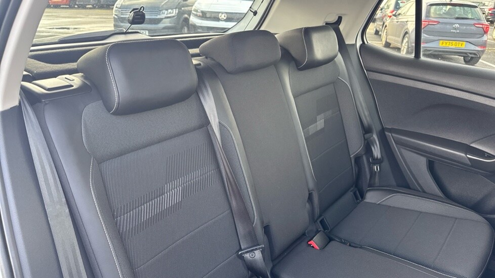 Used Volkswagen T-Cross 2022 for sale - 76796590: Photo 15