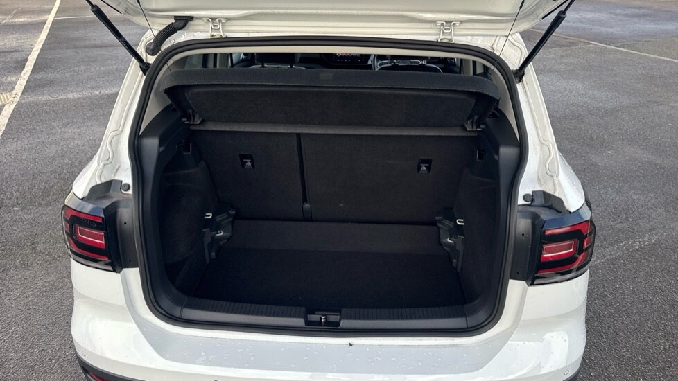 Used Volkswagen T-Cross 2022 for sale - 76796590: Photo 16