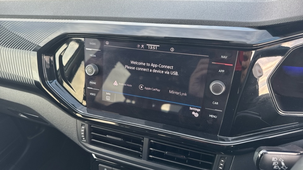 Used Volkswagen T-Cross 2022 for sale - 76796590: Photo 47