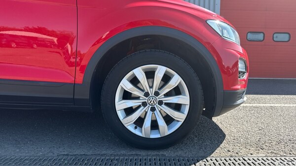 Used Volkswagen T-Roc 2019 for sale - 75648499: Photo 18