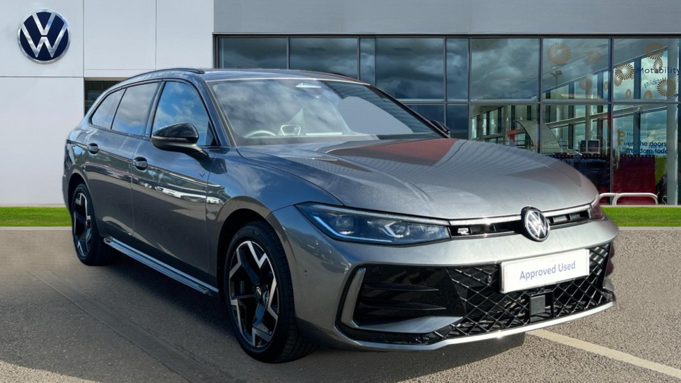 Used Volkswagen Passat 2025 for sale - 76062191: Photo 1
