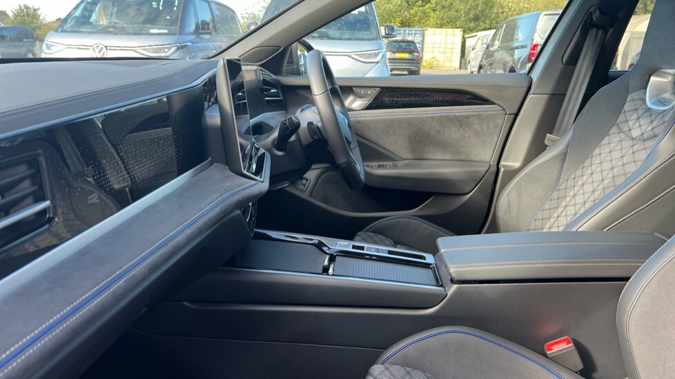 Used Volkswagen Passat 2025 for sale - 76062191: Photo 28