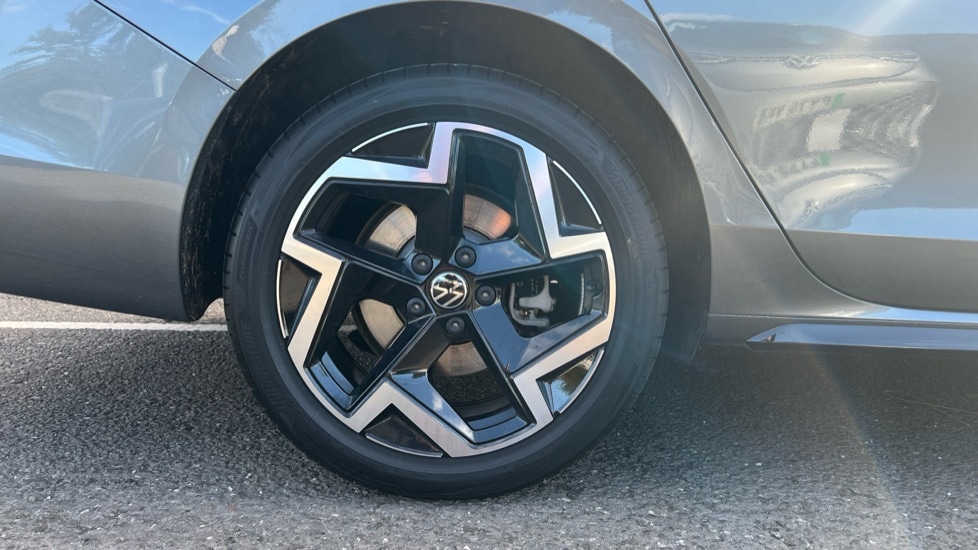 Used Volkswagen Passat 2025 for sale - 76062191: Photo 5