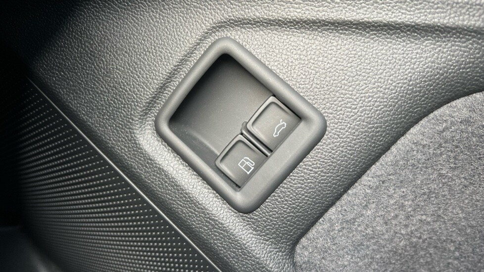Used Volkswagen Passat 2025 for sale - 76062191: Photo 52
