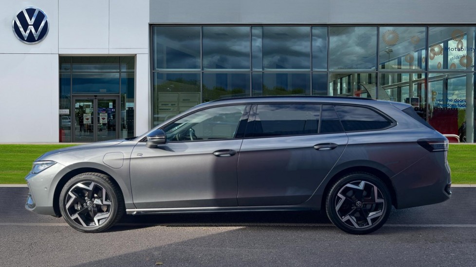 Used Volkswagen Passat 2025 for sale - 76062191: Photo 9
