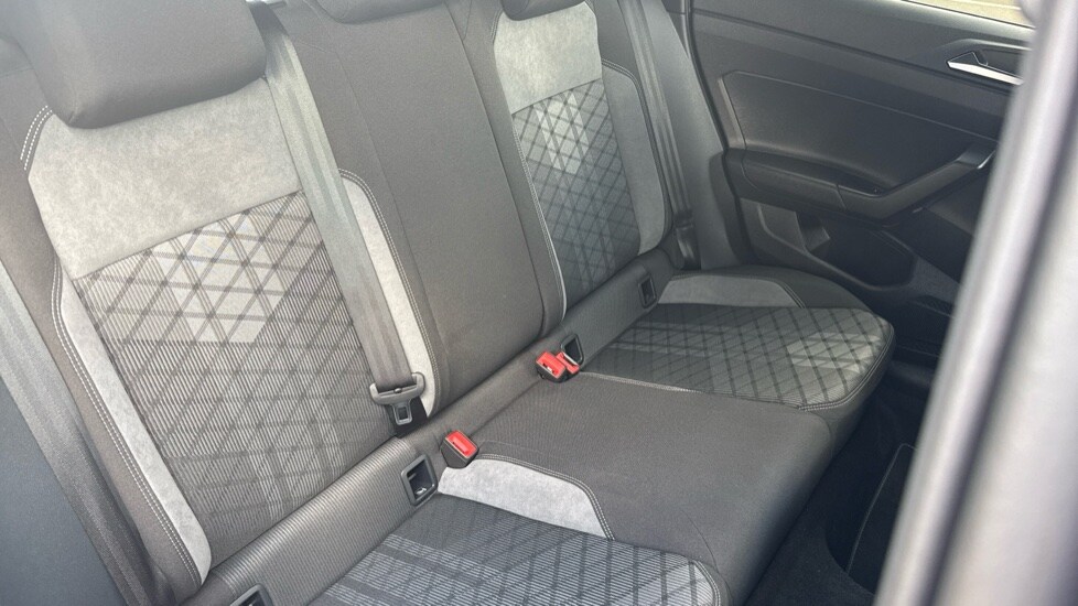 Used Volkswagen Taigo 2024 for sale - 75902054: Photo 15