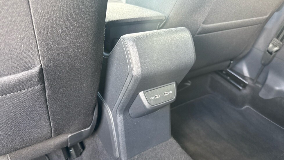 Used Volkswagen Taigo 2024 for sale - 75902054: Photo 31