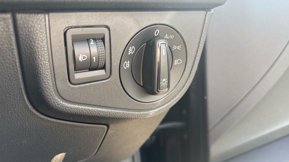 Used Volkswagen Taigo 2024 for sale - 75902054: Photo 43