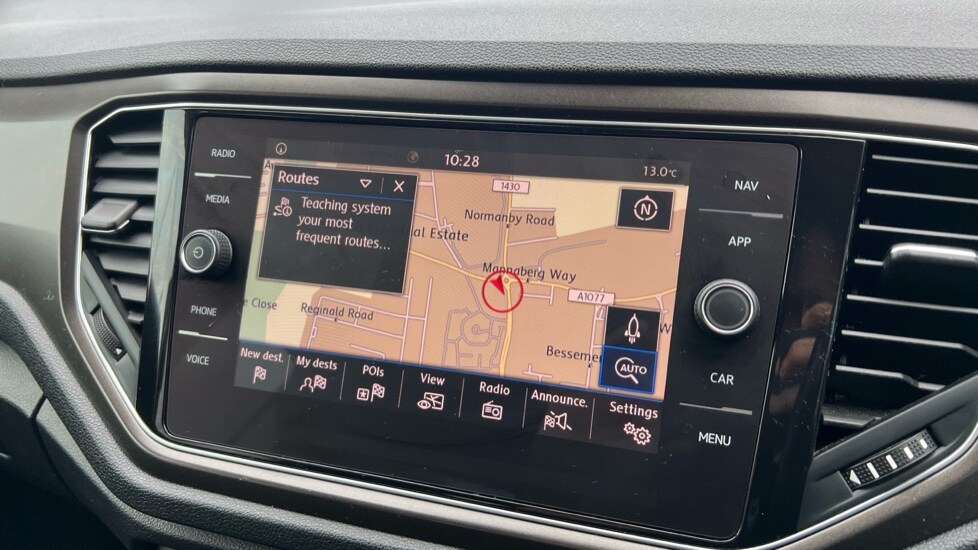 Used Volkswagen T-Roc 2018 for sale - 76796548: Photo 21