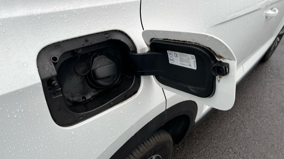 Used Volkswagen T-Roc 2018 for sale - 76796548: Photo 29