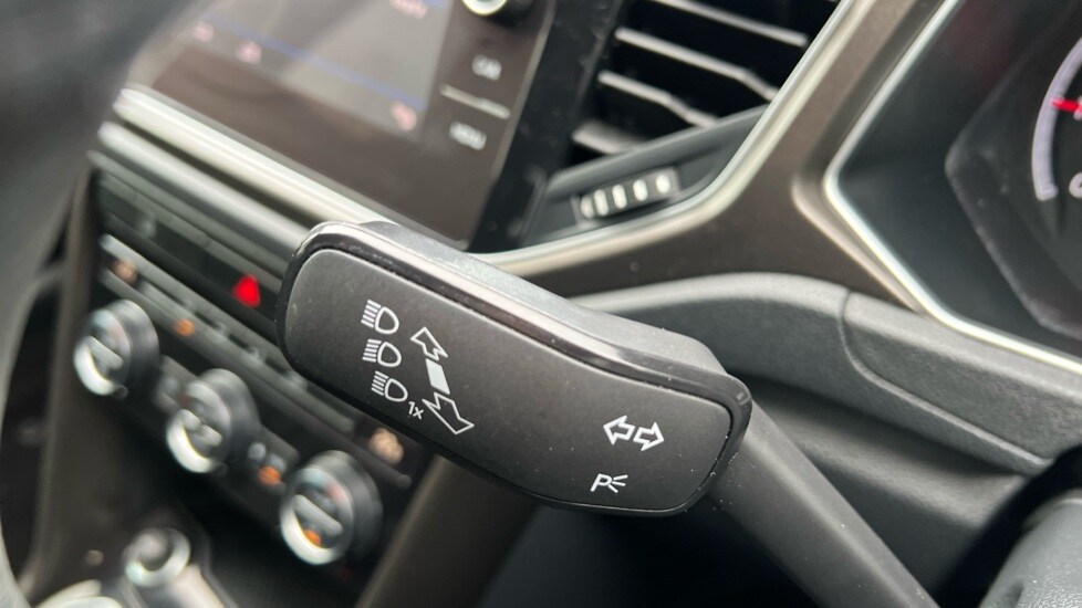 Used Volkswagen T-Roc 2018 for sale - 76796548: Photo 33