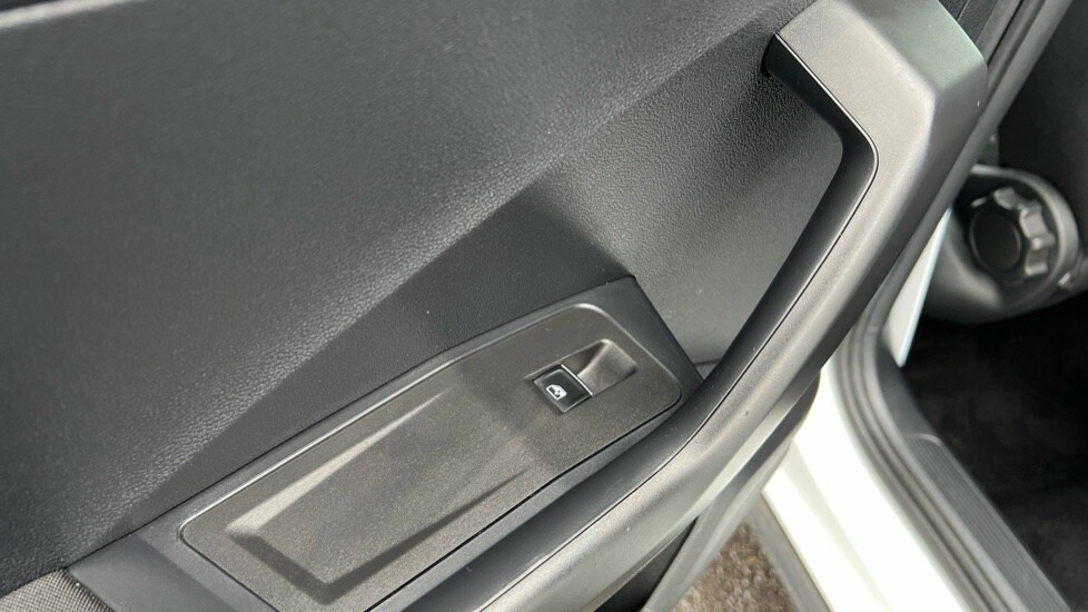 Used Volkswagen T-Roc 2018 for sale - 76796548: Photo 43